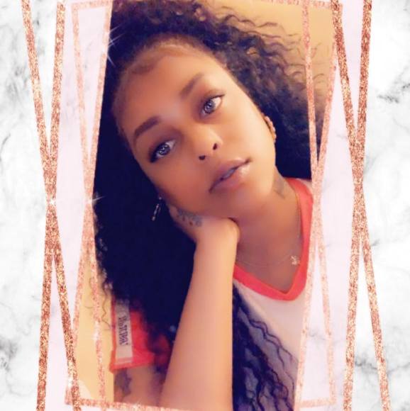 raynelledenae